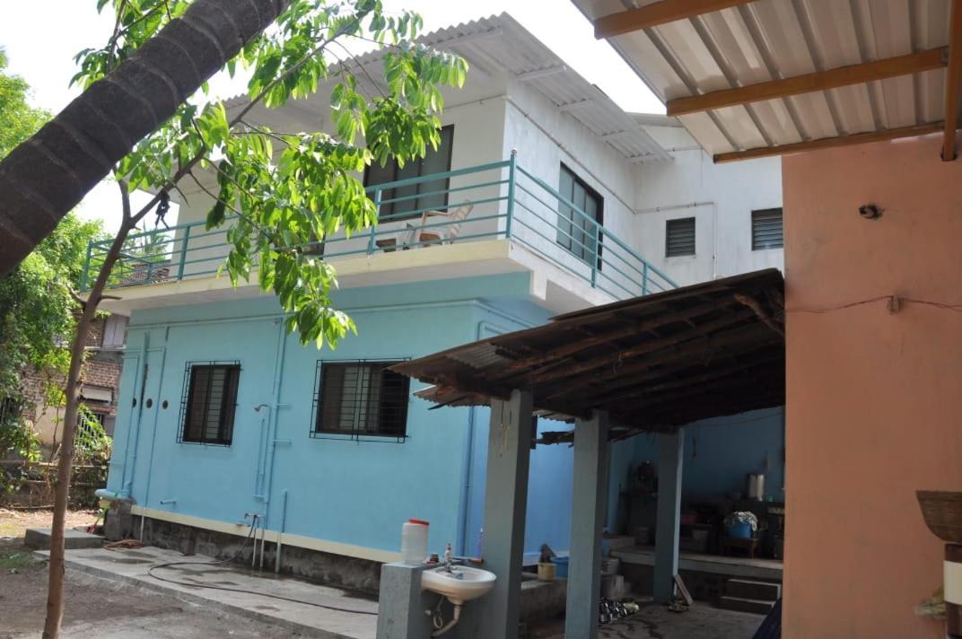 Suvarna Holiday Home Kashid Bilik gambar